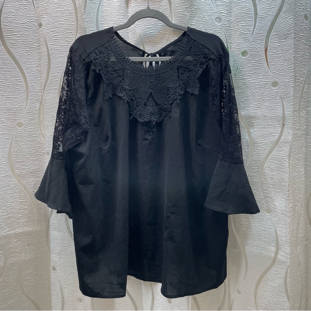 SHEIN Curve Blouse‎ Womens 2XL Black Lace Applique Bell Sleeve Goth Top